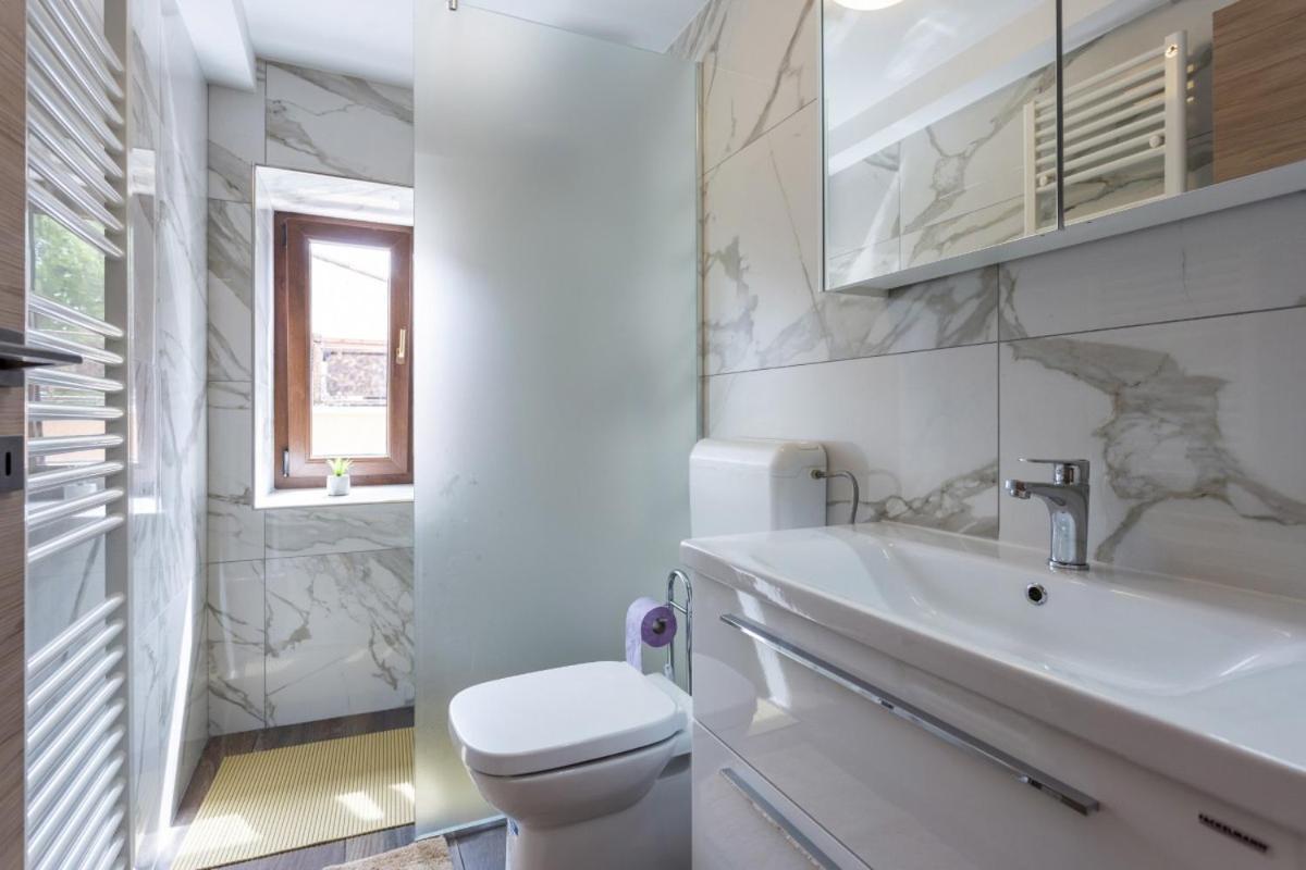 Villa Vita In Porec - Haus Fuer 6-8 Personen กาชเตลีร์ ภายนอก รูปภาพ